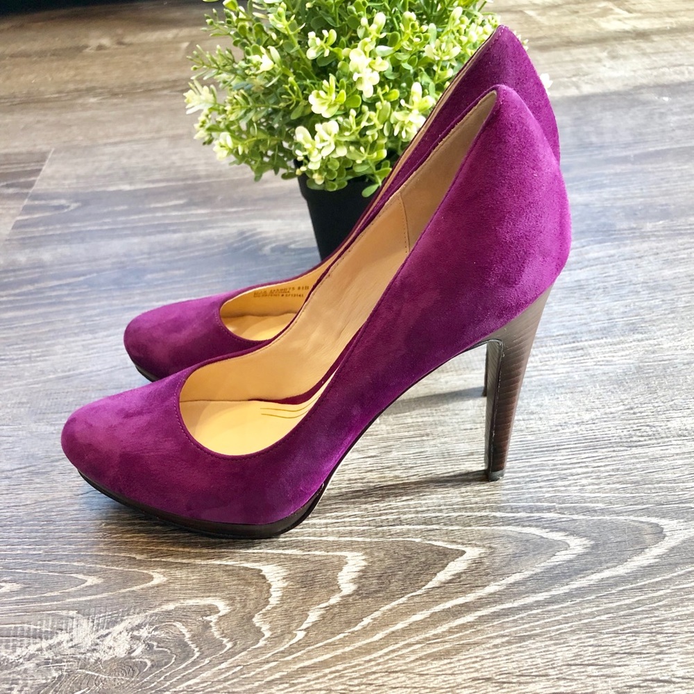 COLE HAAN Purple Suede Pump